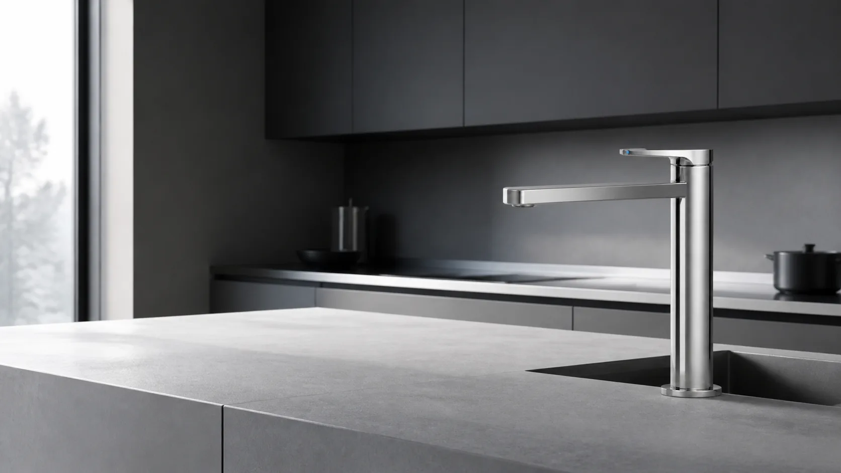 商业厨房与专业作业空间应用场景 / Commercial kitchen and professional workspace application